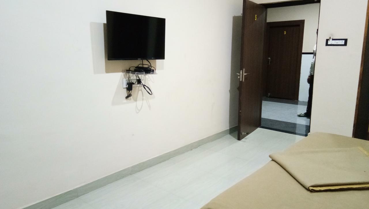 Hotel Barkha Rāipur Esterno foto